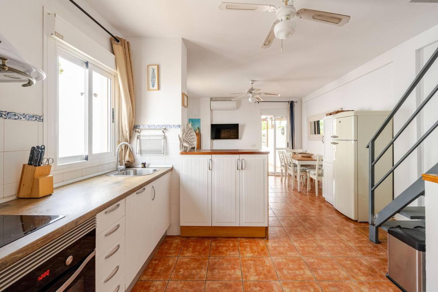 Alzeina, Casa Con Mucho Encanto A 300Mtr De La Playa 阿瓜阿马加 外观 照片